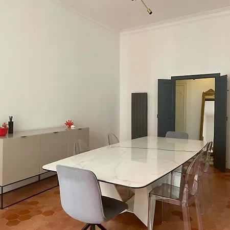 Apartment 130 M2 A Proximite Et Cathedrale *